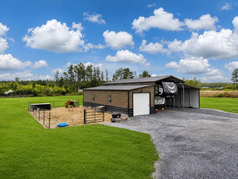 Curb appeal listing photo North Florida