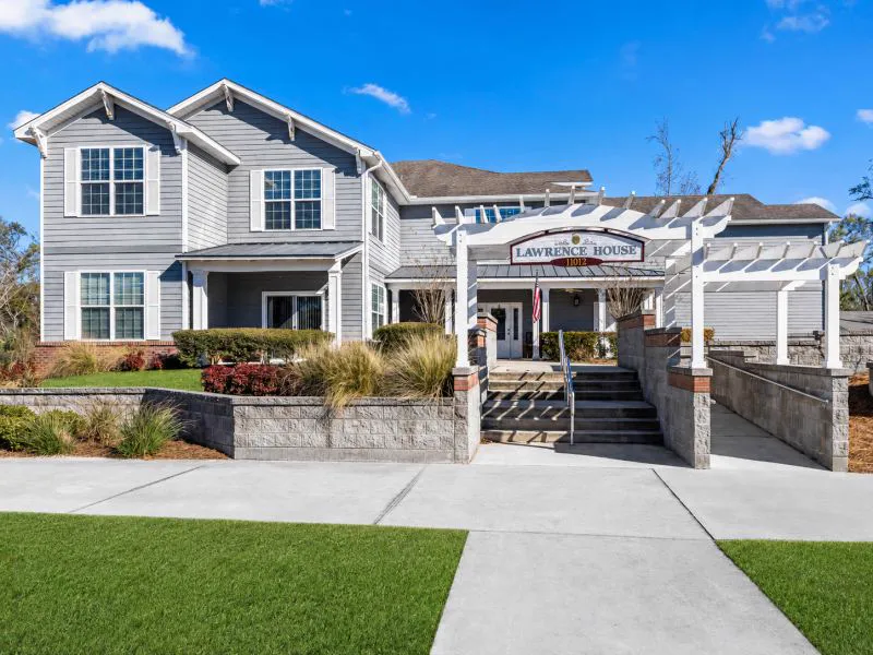 Home curb appeal photo North Florida