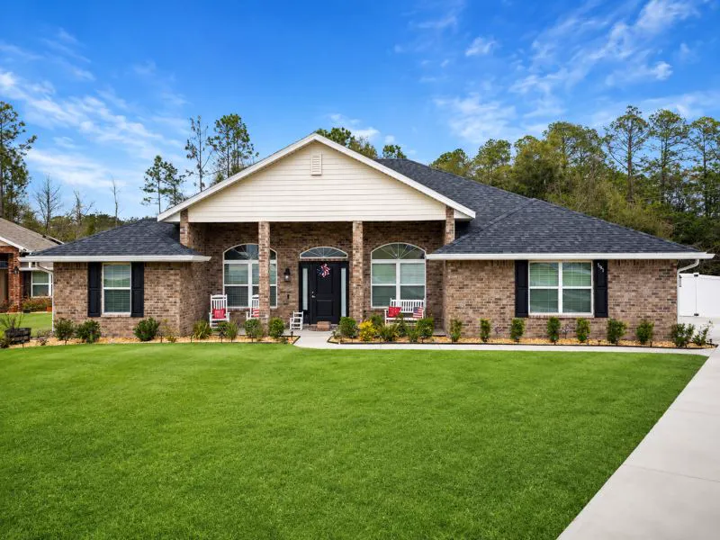 Home exterior real estate photo Lake City FL
